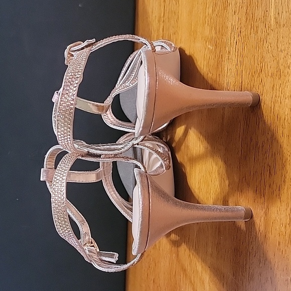 LLoraine Rose Gold Heels - Picture 3 of 5